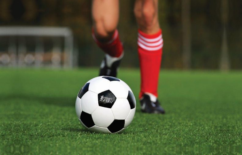 דשא סינטטי למגרשי כדורגל- מה חשוב לדעת?